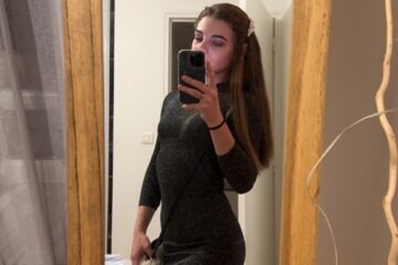 Femme dominatrice sur Nancy cherche soumis à  ses pieds