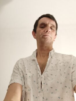 Homme soumis sur Roye cherche maitresse pour l'éduquer