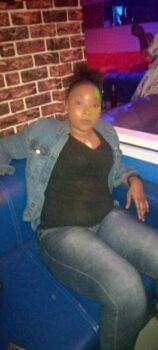 Maitresse afriquaine et sévère cherche lope à humilier