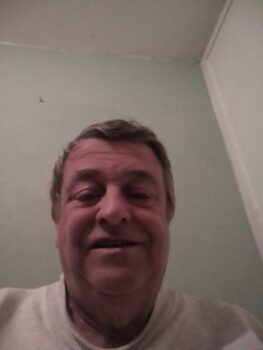 Homme soumis à Marseille cherche humiliation