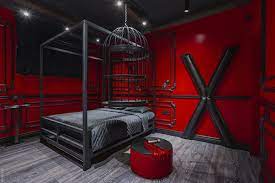 Dominatrice à Paris cherche lope à soumettre cruellement