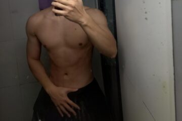 2025 04 13_67fb49081202a_do i look so skinny v0 f91uw5vzbg9e1